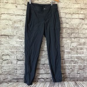 Athleta 4 Small Gray Jogger Pants Stretch Yoga